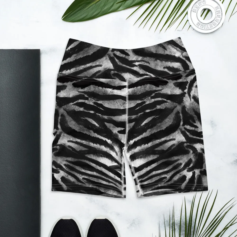 Grey Tiger Striped Yoga Shorts, Animal Print Women's Short Fitness Tights-Made in USA/EU