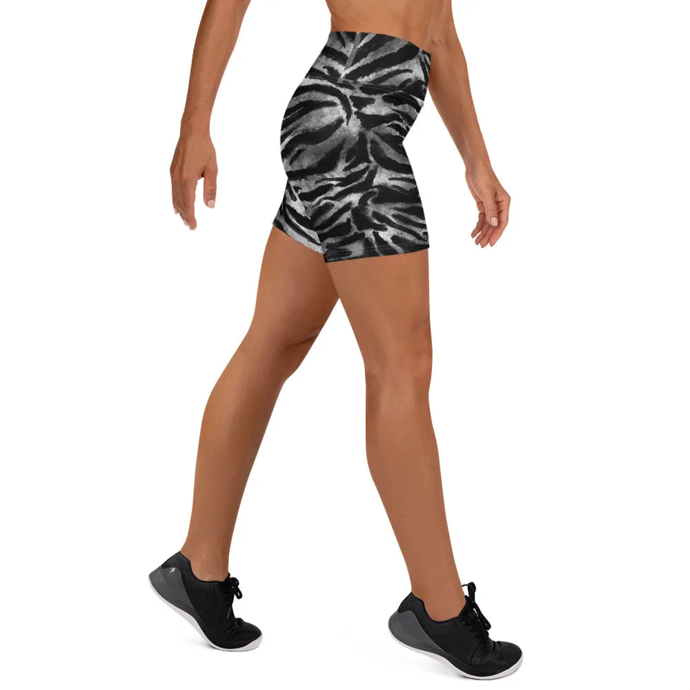 Grey Tiger Striped Yoga Shorts, Animal Print Women's Short Fitness Tights-Made in USA/EU