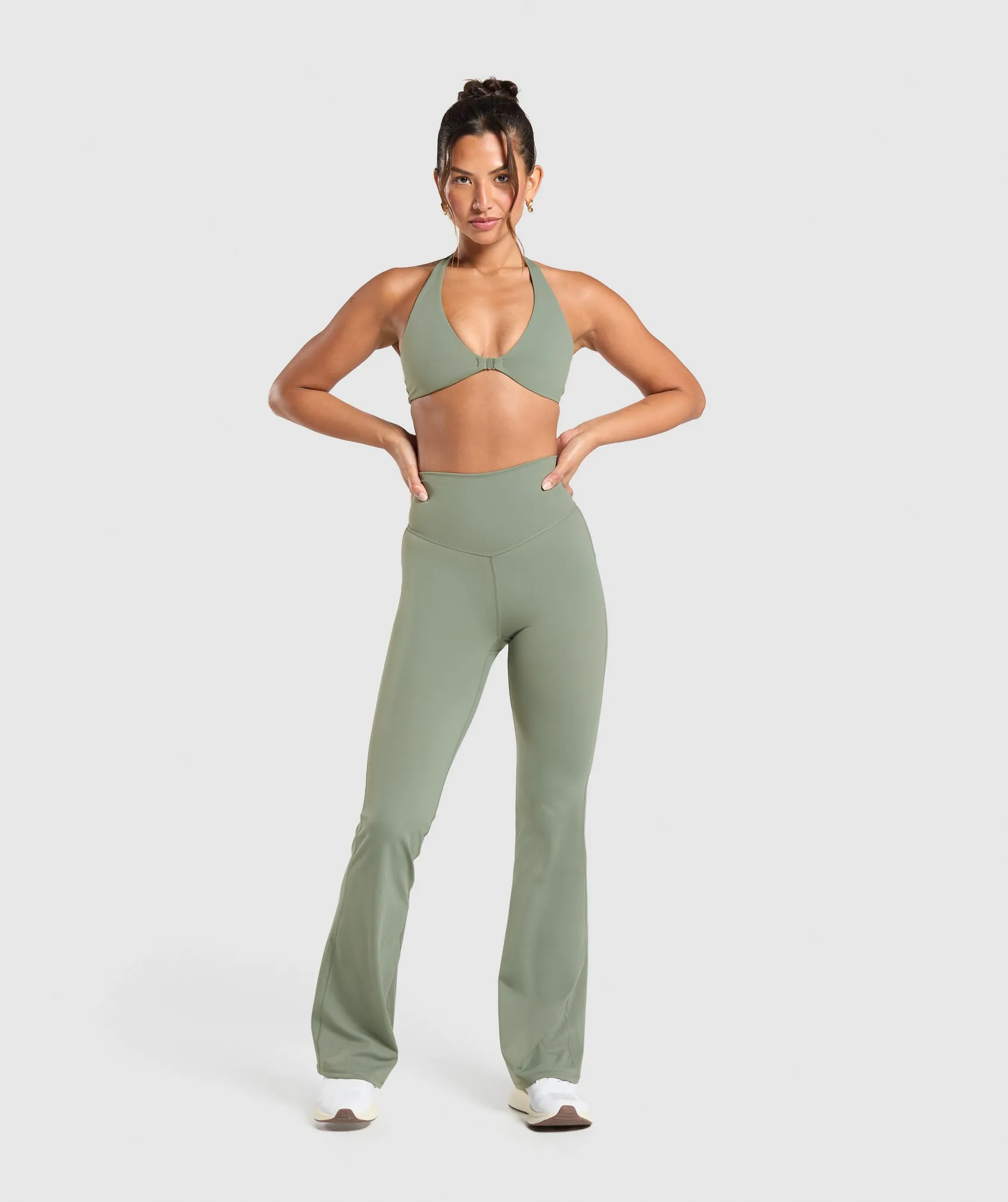 Gymshark Elevate Flared Leggings 2.0 - Unit Green