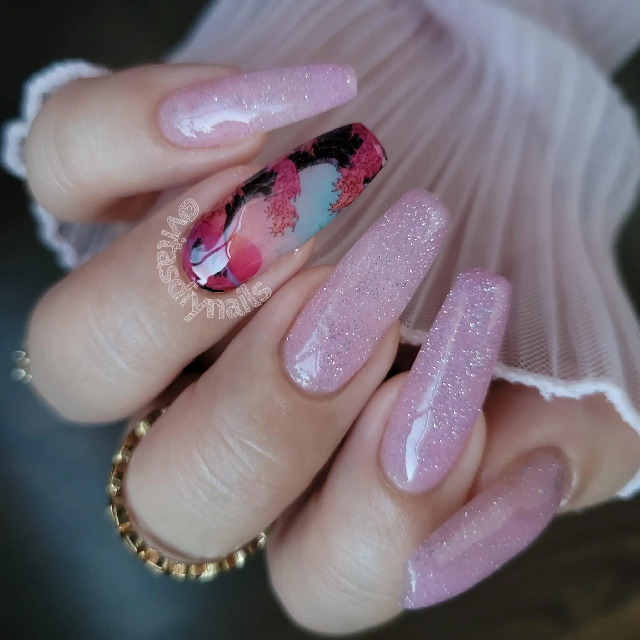 Quinn- Reflective thermal gel glitter